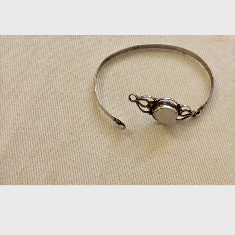 Sterling and opal cuff bracelet - Picture 2 of 5